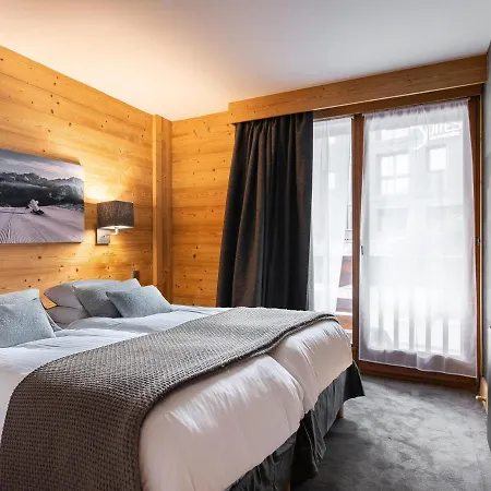 Superbe 80m² Pour 6 A 1850 - 3 Chambres, Parking, Casier A Skis - Fr-1-564-42 Apartment